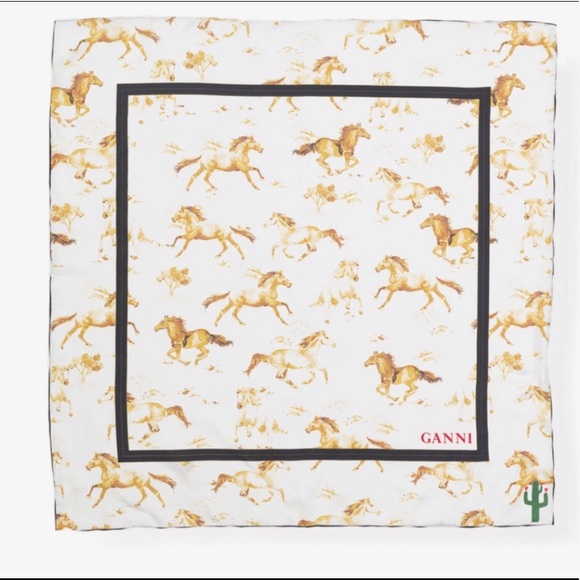 🔦ISO Ganni “Nellieburg” western trend scarf - Picture 3 of 5